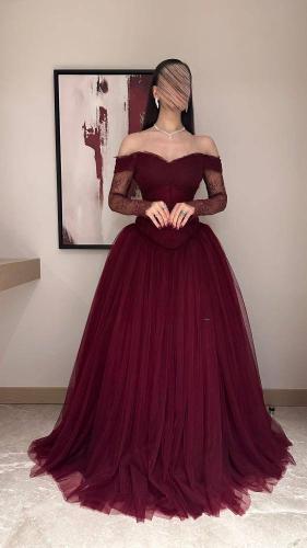 فستان سهرة فاخر تل بأكمام دانتيل