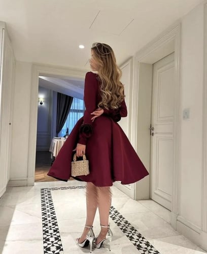 فستان ميد احمر مميز