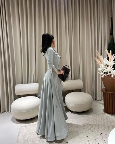 فستان سهرة بكسرات