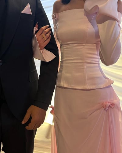 فستان حنان الوردي خامه تفته استرتش معى شيفون