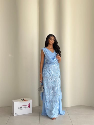 فستان اسماء