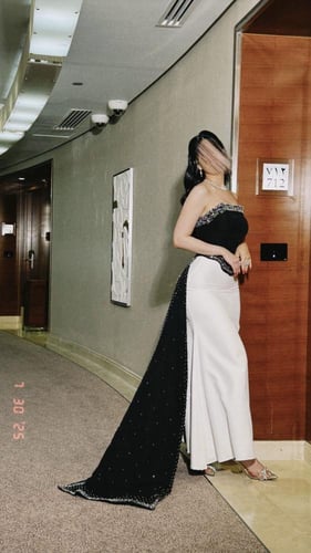 فستان سهرة بتطريز انيق