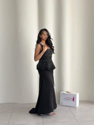 فستان سهرة بكورسية مطرزة فاخر