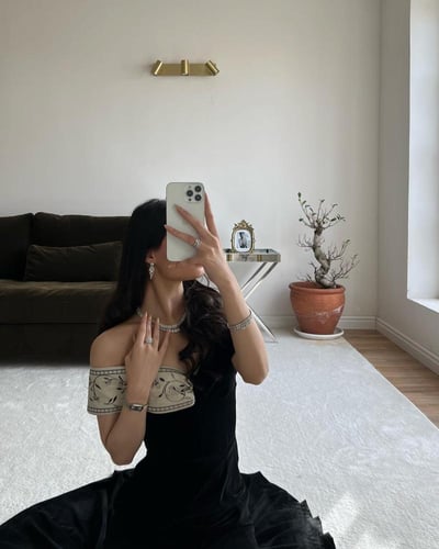 فستان سهرة خامة مخمل مميز