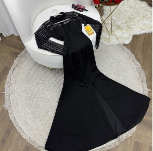 فستان اسود فخم