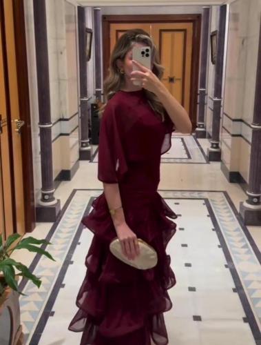 فستان انيق بتصميم مميز