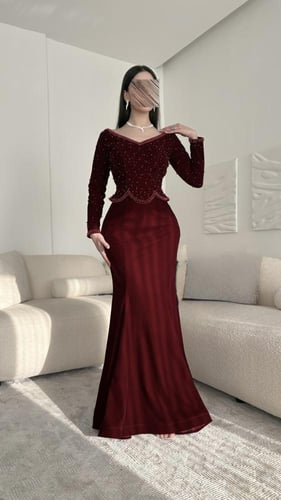 فستان سهرة خامة جوخ مطرز بلولو