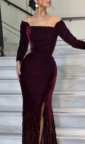 فستان ناعم مخمل بتطريز فخم