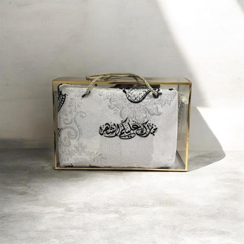 اطقم سجادات لون اسود