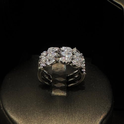 تفاصيل- طقم دقة الماس