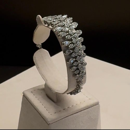 سافاير - طقم دقة الماس