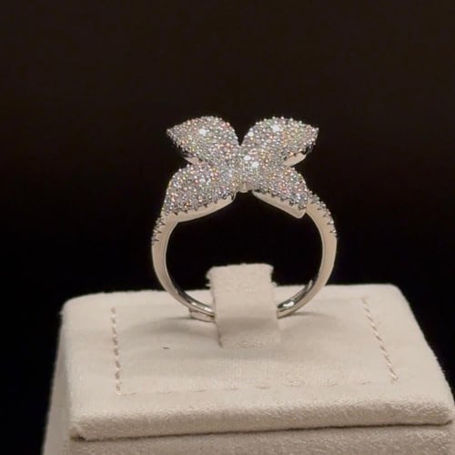 ورد - طقم دقة الماس