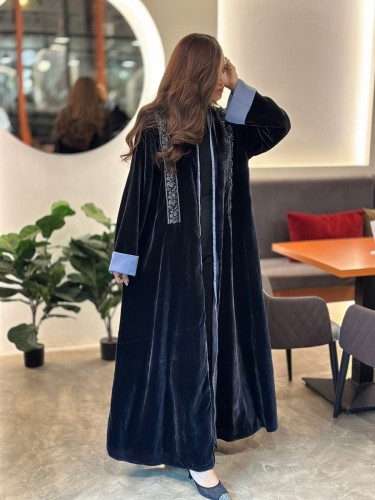Alyaqoot Abaya