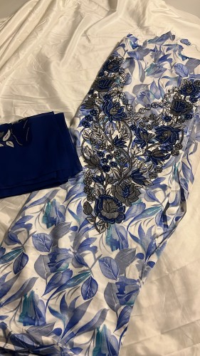 مخور مع طرحة