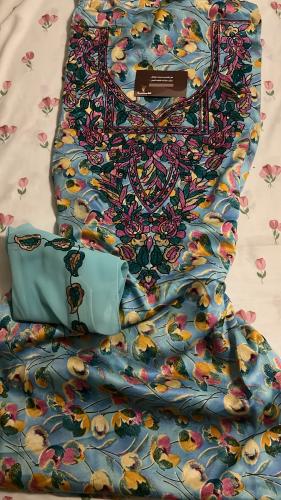 مخور مع طرحة