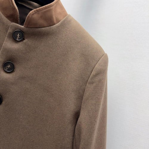 جاكيت لورو بيانا