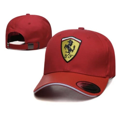 قبعه فيراري طبق الاصل