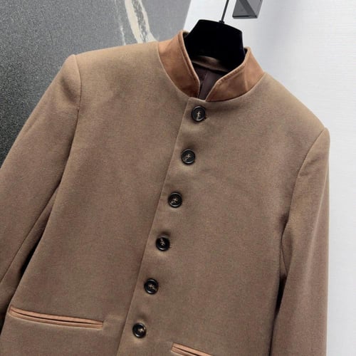 جاكيت لورو بيانا