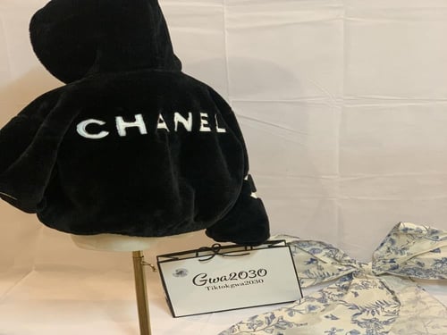 جاكيت شانيل