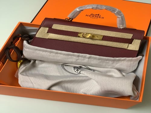 حقيبة جاهزة لتسليم