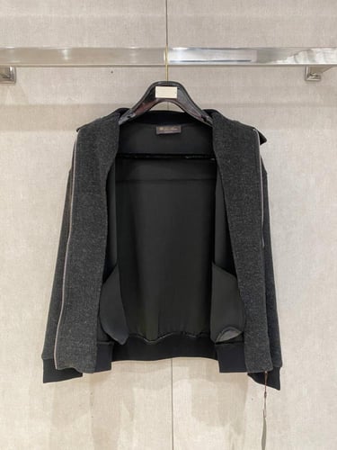 جاكيت رجالي لورو بيانا