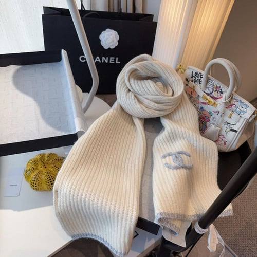 سكارف شانيل