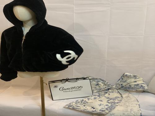 جاكيت شانيل