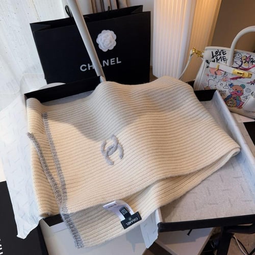 سكارف شانيل