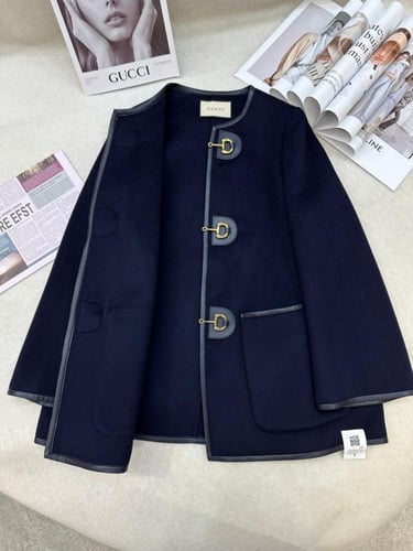 جاكيت قوتشي