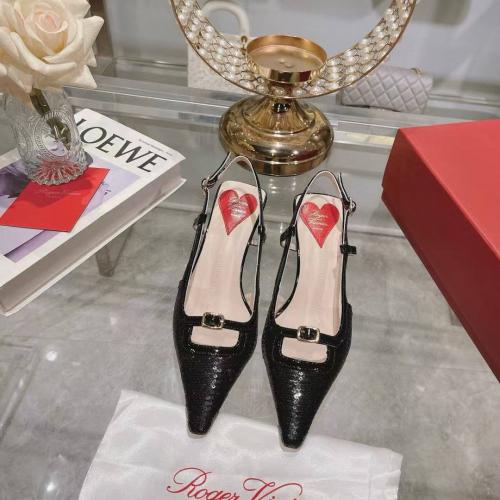 كعب Roger vivier