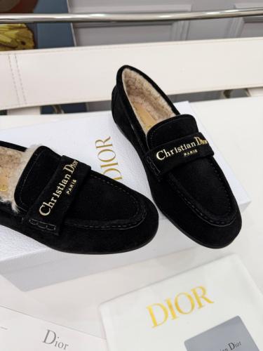 فلات Dior