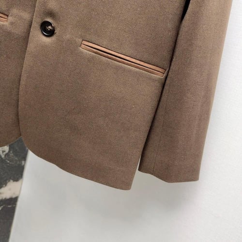 جاكيت لورو بيانا