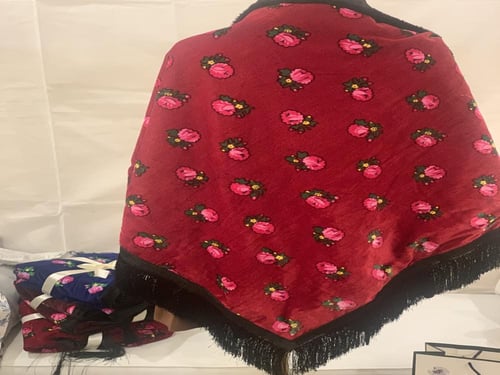 شال الهبه روز مبطن بفرو