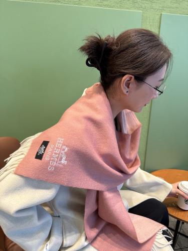 سكارف هيرميز