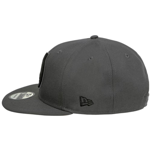 قبعة نيو إيرا 9Fifty بشعار 'A' من فيلم Avengers: E...