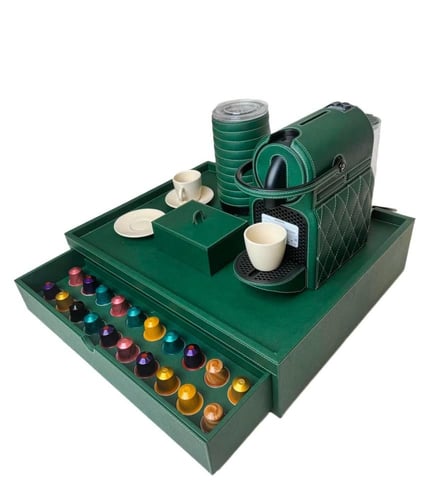 طقم جلد حسب الطلب مكينة نسبرسو مع مكينة قهوة مع ٢...