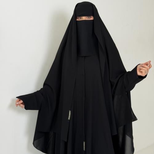 خمار قطري مفتوح الأكمام