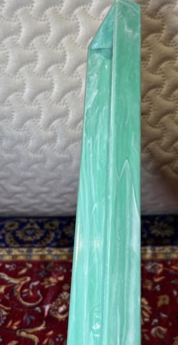 مسطره فيروزي بعرق ابيضّ