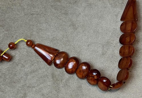 القصه اليونانية بيضاوي