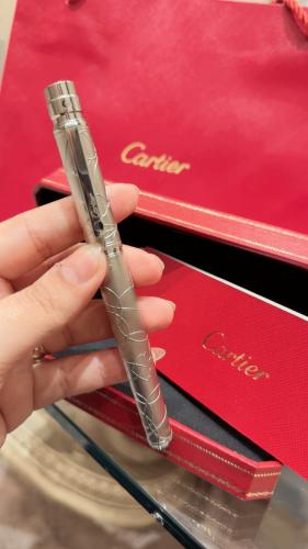 قلم Cartier بفخامه لامتناهيه