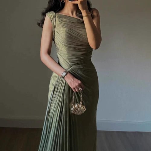 فستان سهرة نسائي بدون أكمام يبرز جمالك وأنوثتك 202...