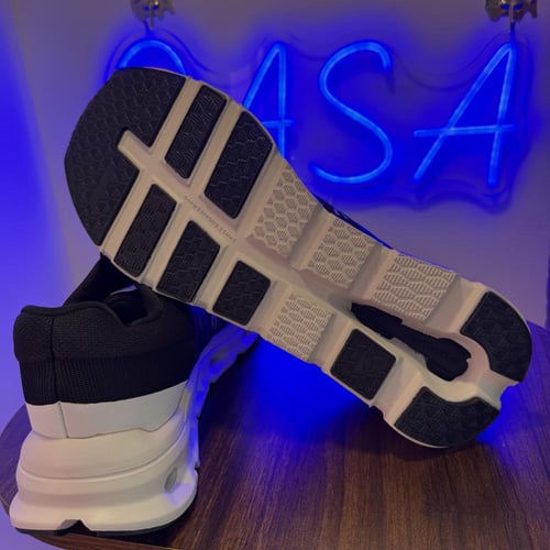 حذاء On Running - أسود