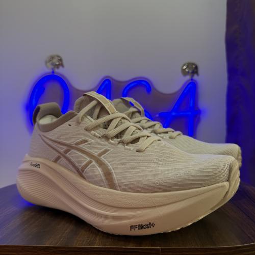 حذاء الجري اسيكس جيل نيمبس 27 - بيج