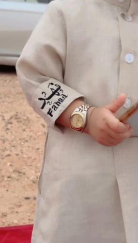 ثوب لينن ولادي. اطفال