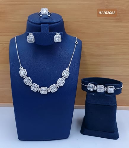 تشكيلة اطقم نسائية