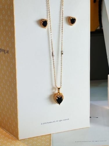 طقم سلسال مع حلق