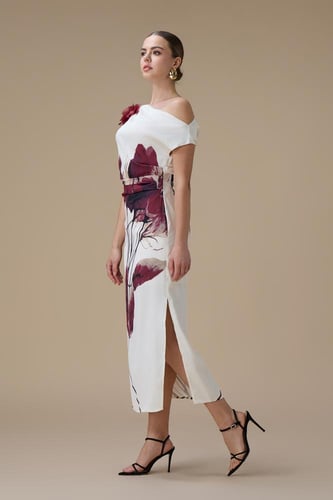 فستان برغندي ميدي أوف شولدر بطبعة زهور