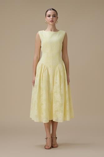 فستان اصفر ميدي بدانتيل مورد