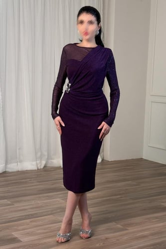 فستان ميدي بلمعة وكم شفاف