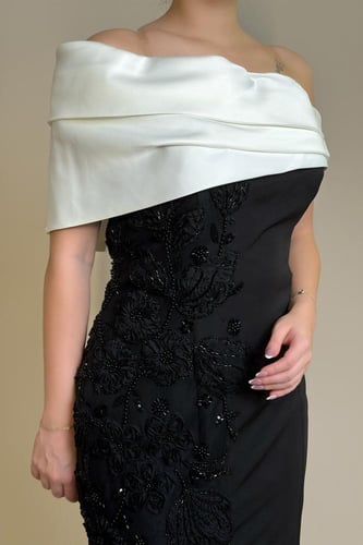 فستان سهرة طويل أسود اوف شولدر